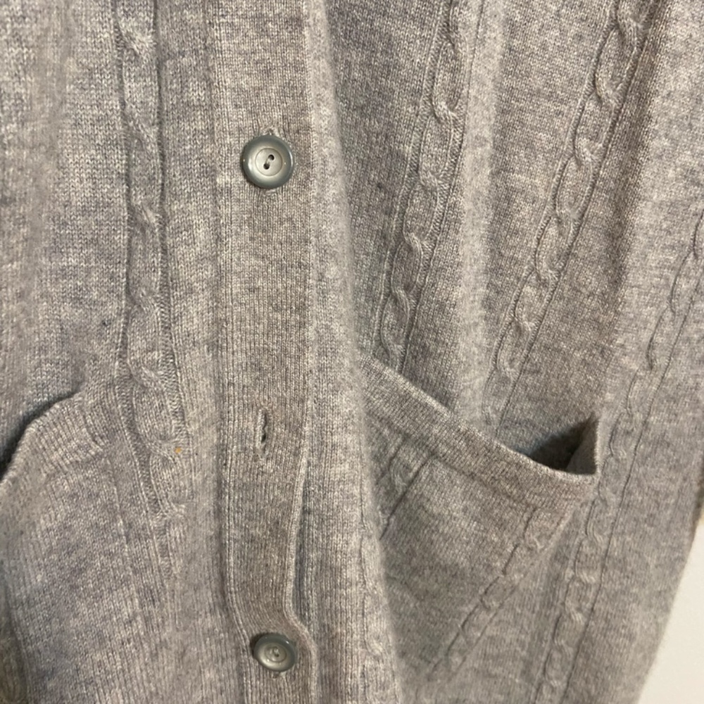 House of Cashmere Cardigans bundle of two tan and gray cardigan 100& cashmere - Picture 8 of 13